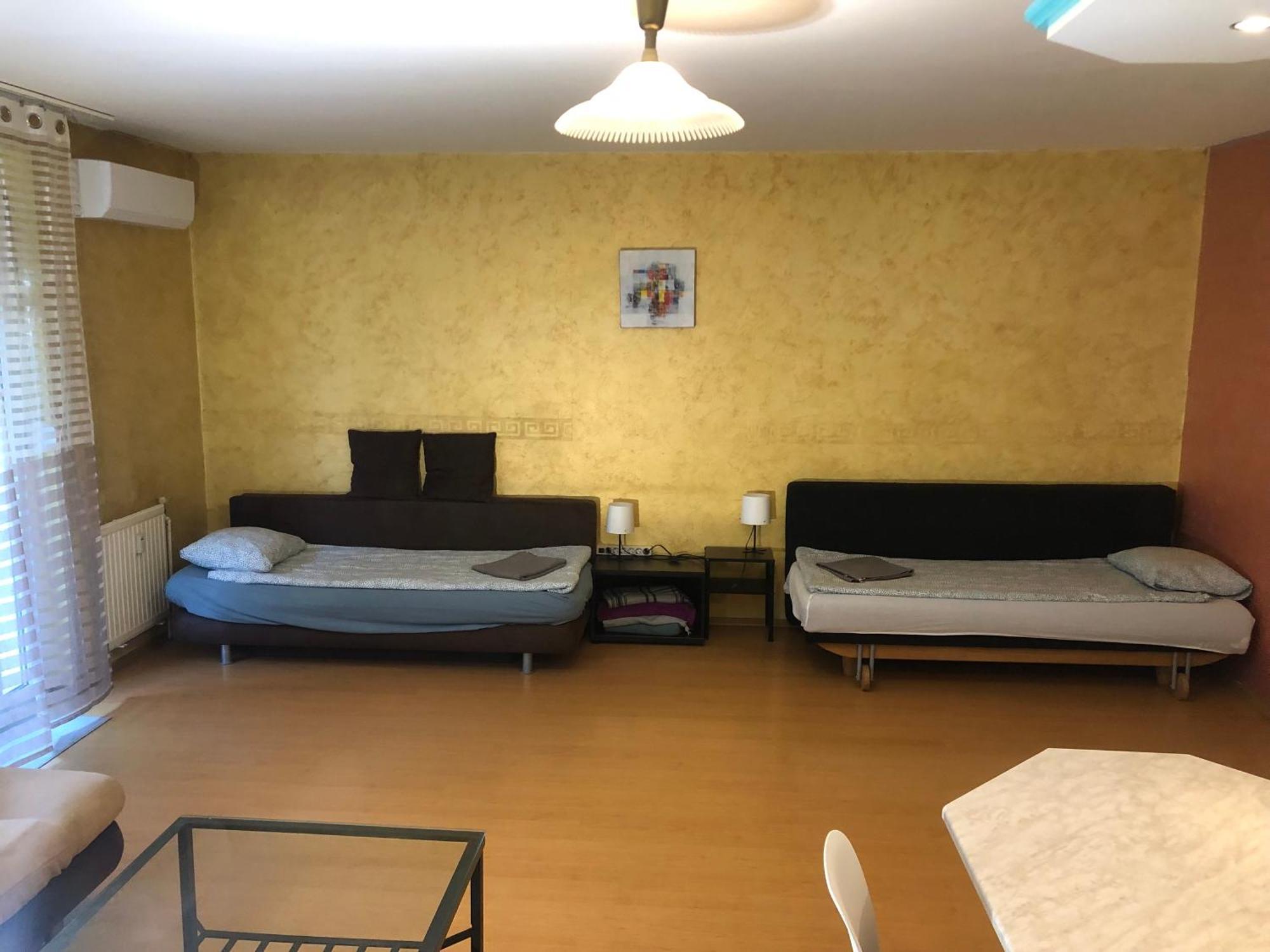 Large Apartment With Garage And Terrace Budapest Esterno foto